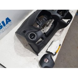 Fiat - Punto - Airbag set + dashboard