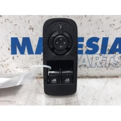 Alfa Romeo - Mito - Multi-functional window switch