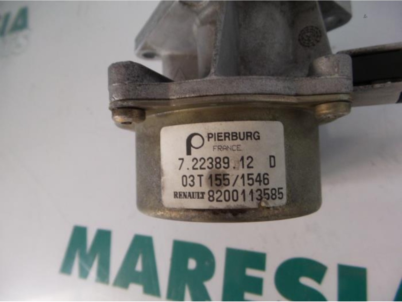 Renault - Megane - Vacuum pump (diesel)
