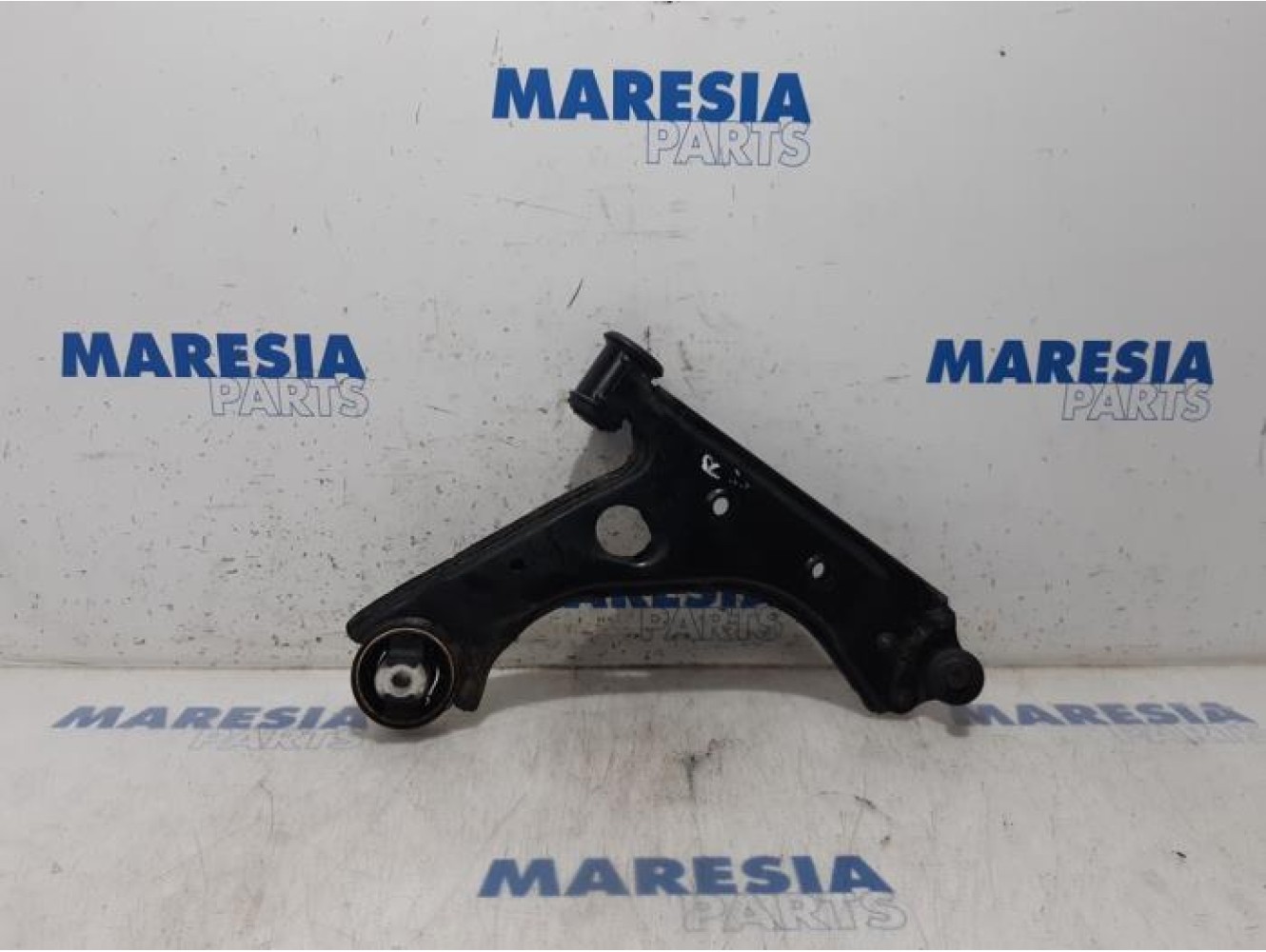 Fiat - Punto - Front lower wishbone, right