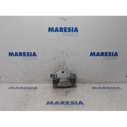 Fiat - Punto - Engine mount