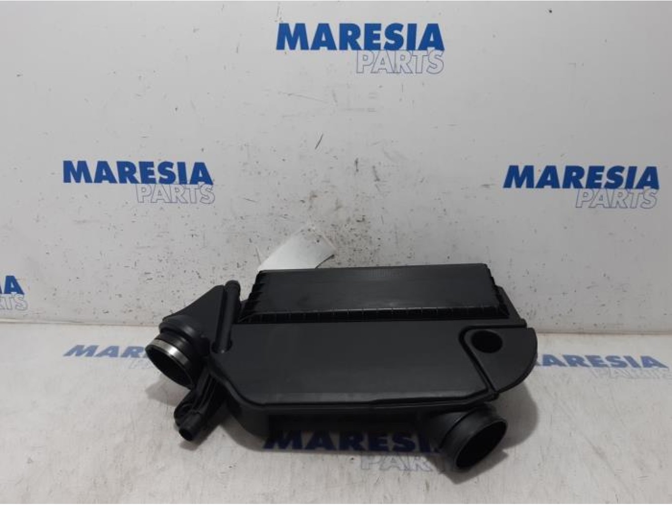 Opel - Combo - Air box