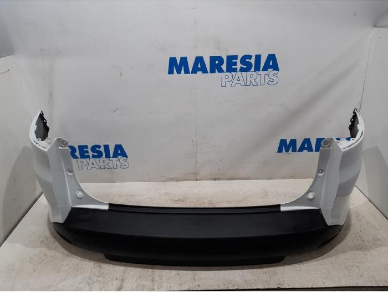 Renault - Clio - Rear bumper