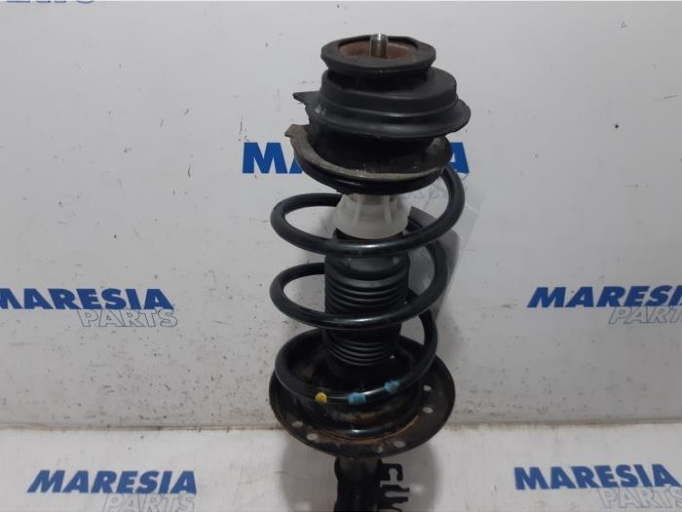 Fiat - 500 - Front shock absorber rod, right