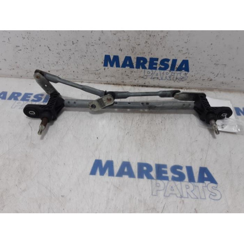 Fiat - 500 - Wiper mechanism
