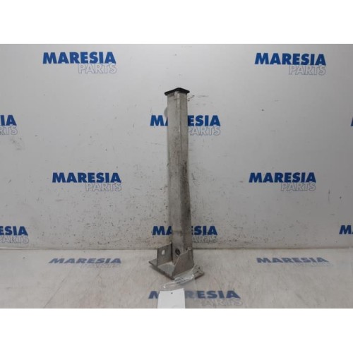 Peugeot - 5008 - Subframe