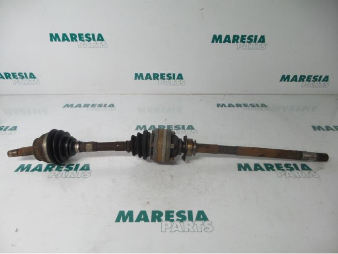 Alfa Romeo - 145/146 - Arbre de transmission avant droit