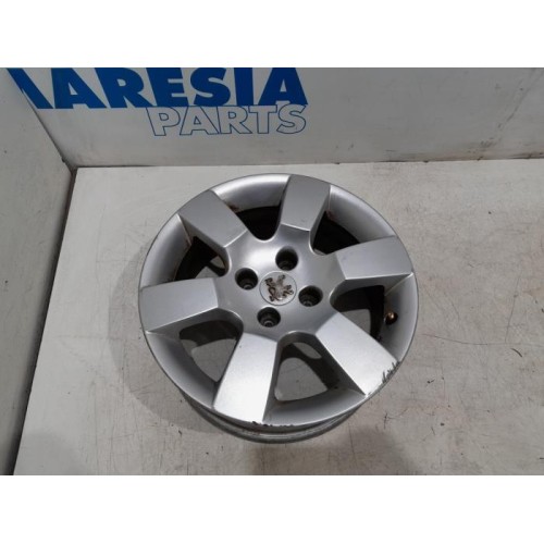 Peugeot - 5008 - Wheel