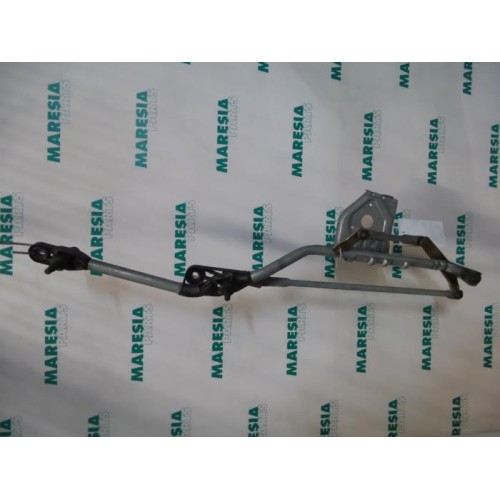Renault - Megane Scenic - Wiper mechanism