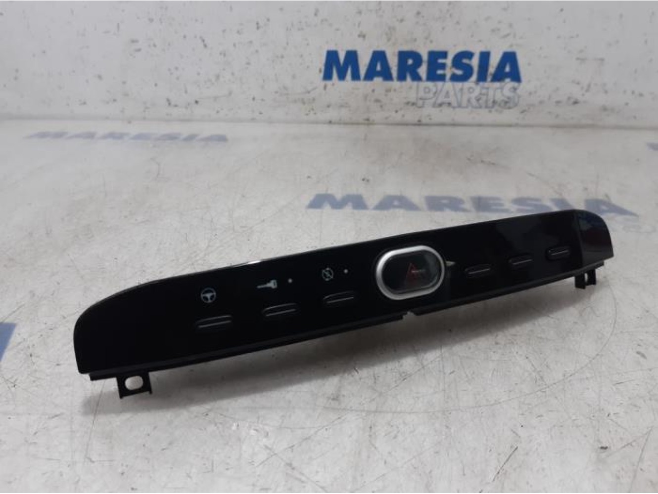 Fiat - Punto - Panic lighting switch