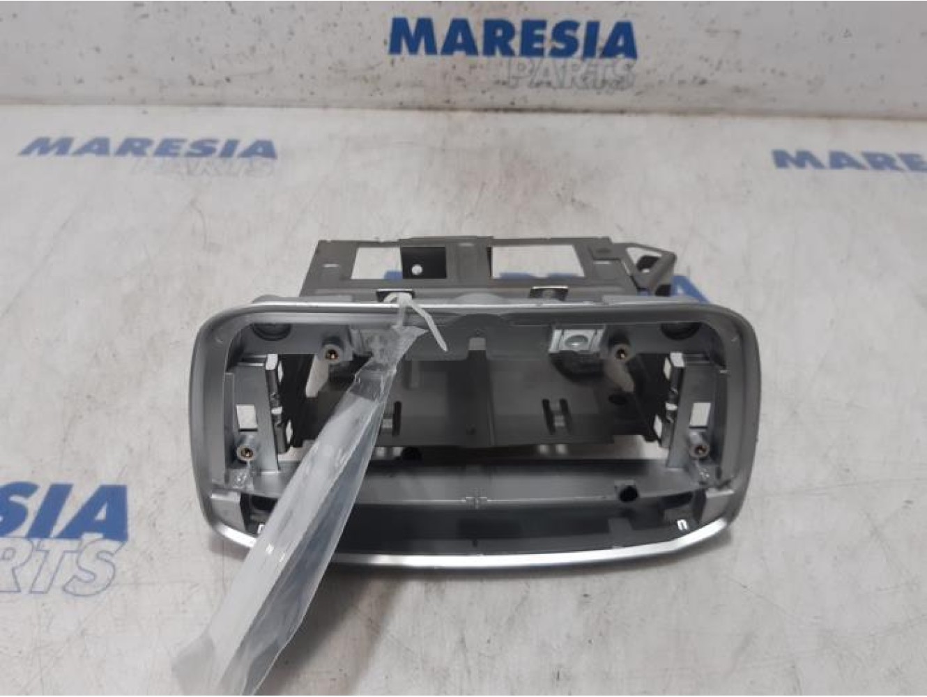 Fiat - Punto - Cadre radio