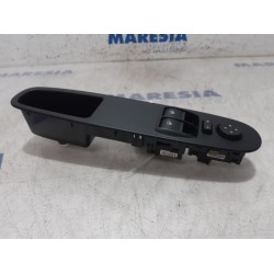 Fiat - Punto - Multi-functional window switch