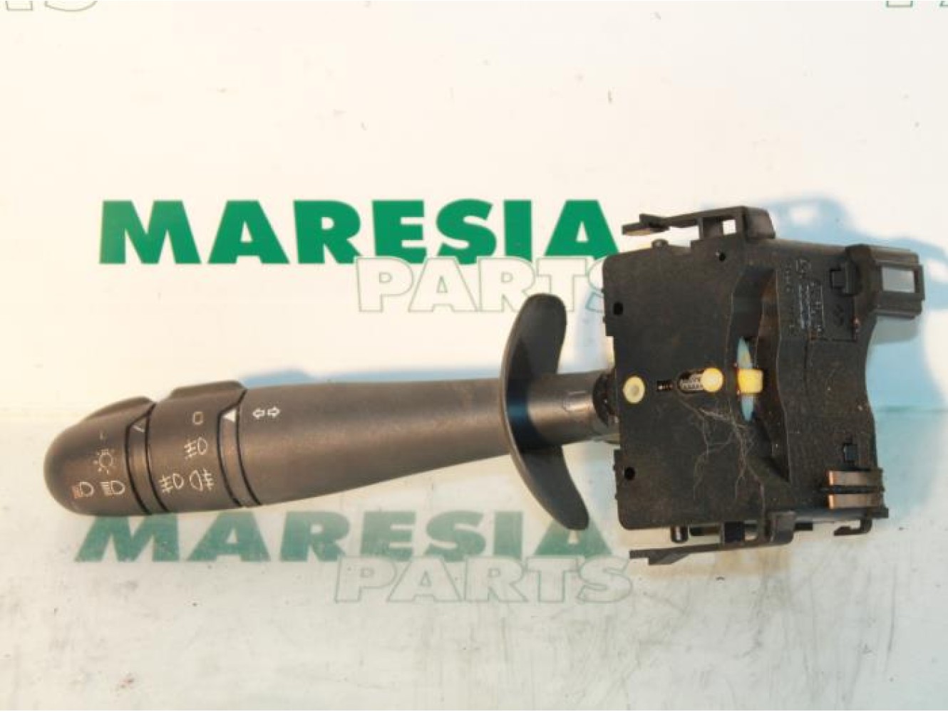 Renault - Laguna - Indicator switch