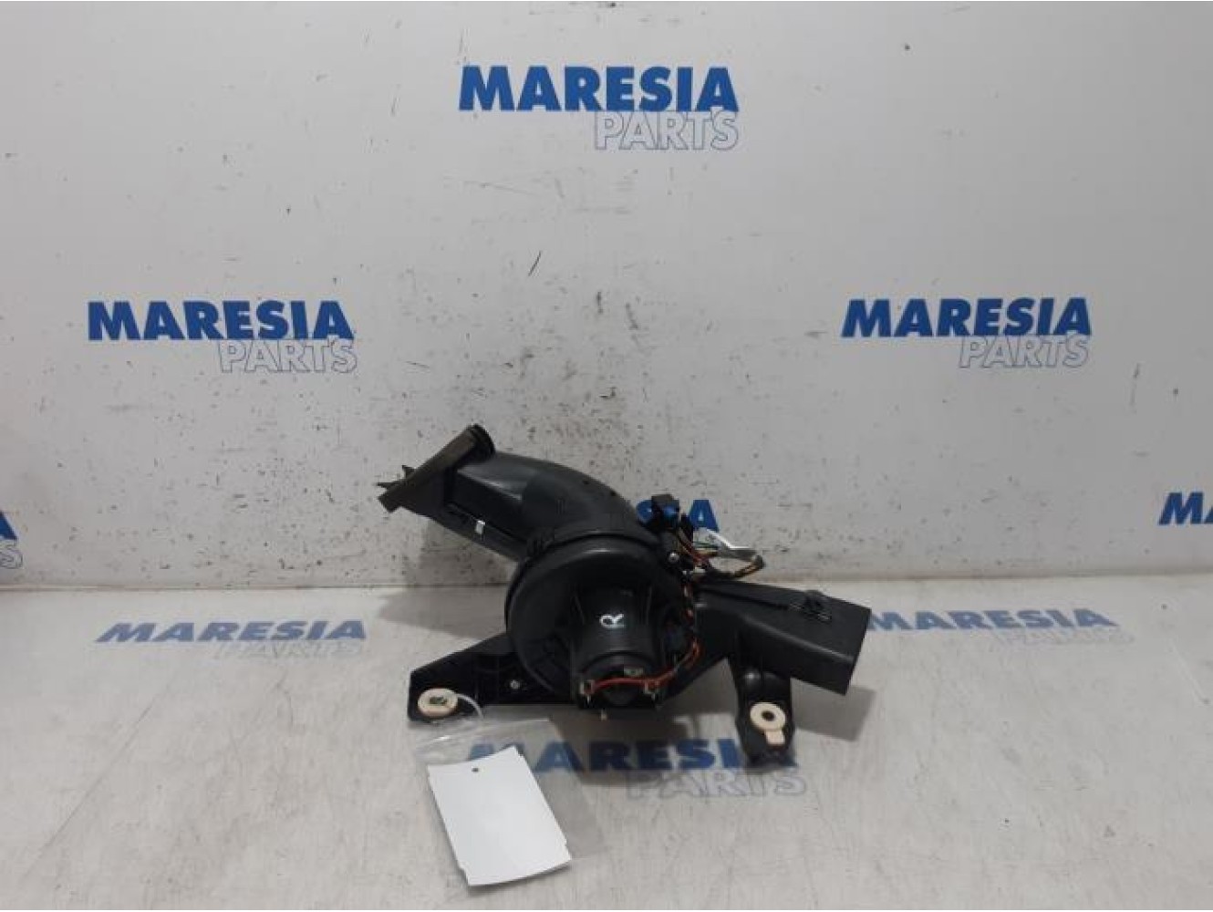 Peugeot - 5008 - Heating and ventilation fan motor