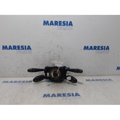 Peugeot - 5008 - Steering column stalk