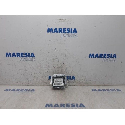 Peugeot - 5008 - Airbag Module