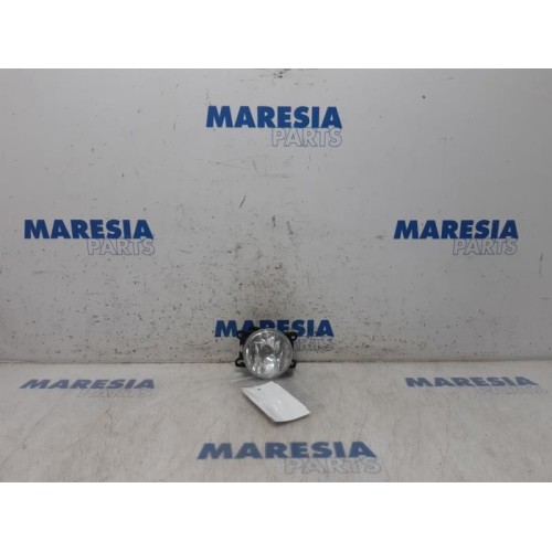 Peugeot - 5008 - Fog light, front left