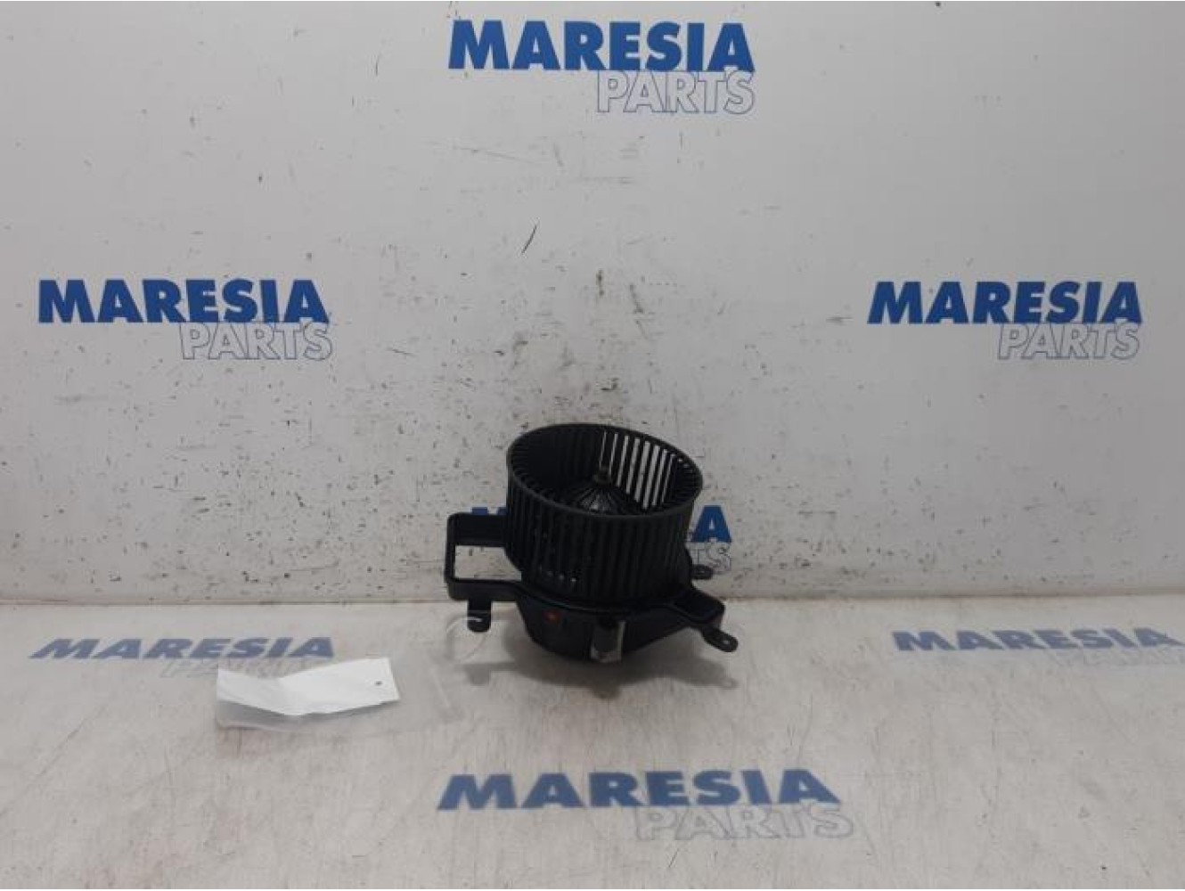 Peugeot - 5008 - Heating and ventilation fan motor