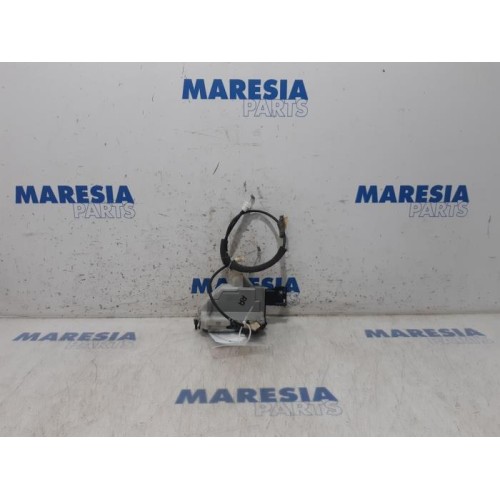 Peugeot - 5008 - Rear door mechanism 4-door, right