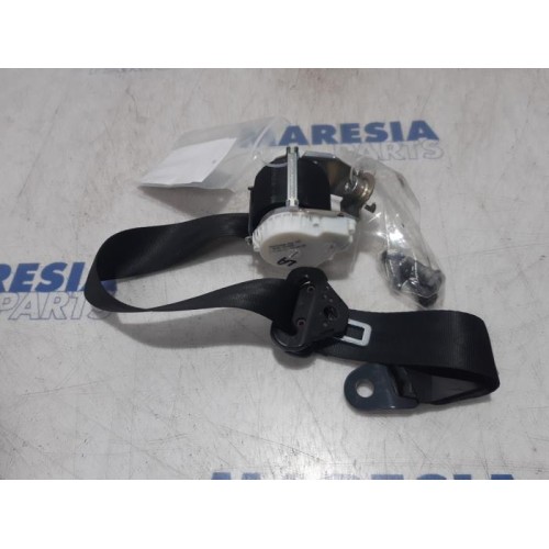 Peugeot - 5008 - Rear seatbelt, left