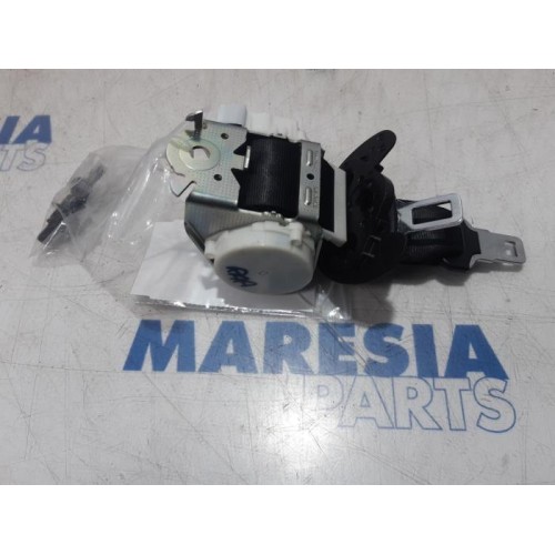 Peugeot - 5008 - Rear seatbelt, right