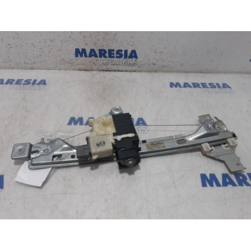 Peugeot - 5008 - Rear door window mechanism 4-door, right