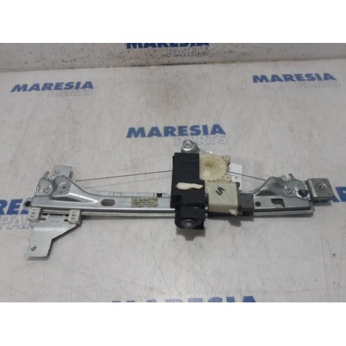 Peugeot - 5008 - Rear door window mechanism 4-door, left
