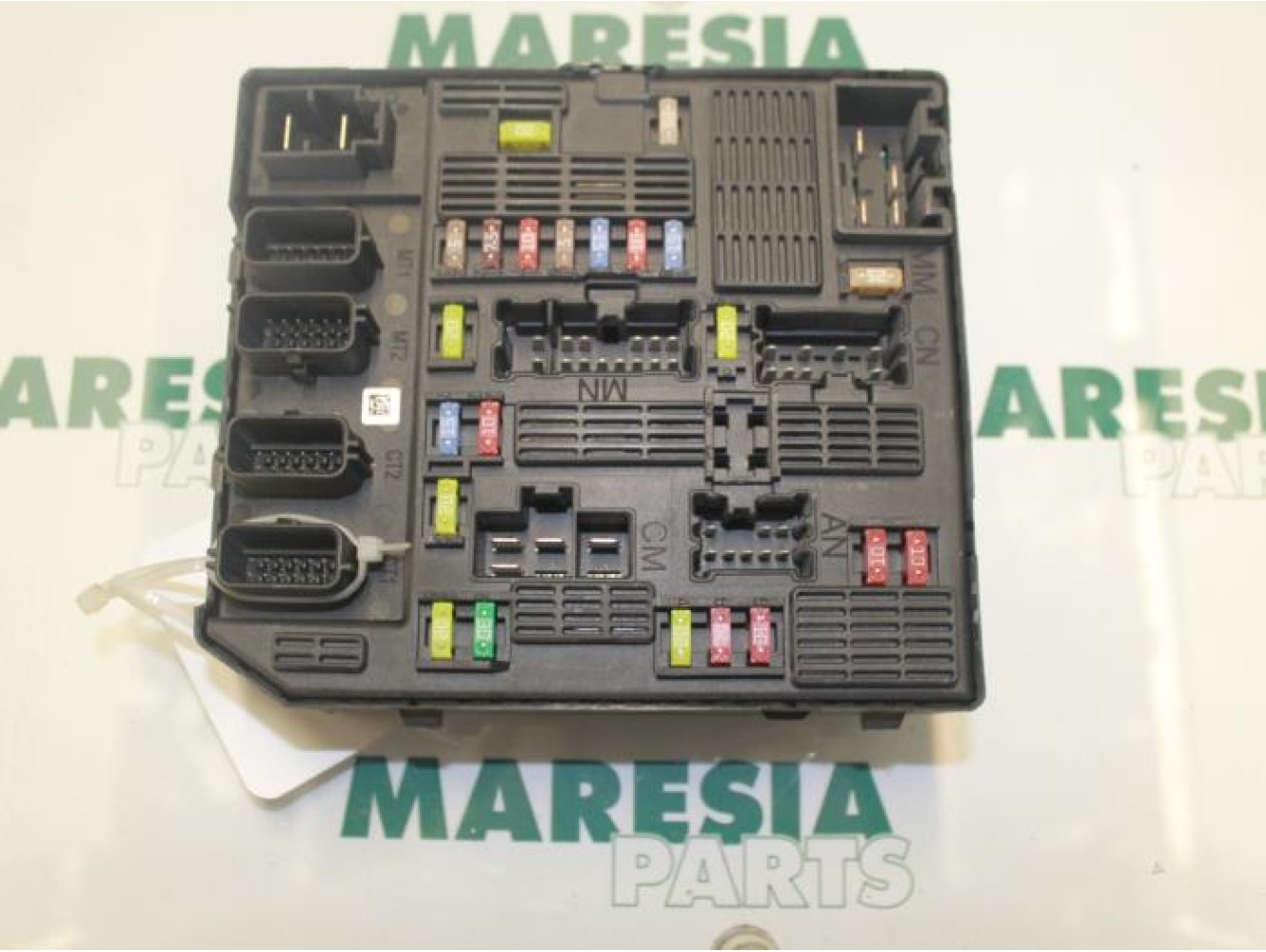 Renault - Megane Scenic - Fuse box