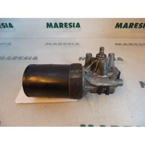 Peugeot - 206 - Front wiper motor