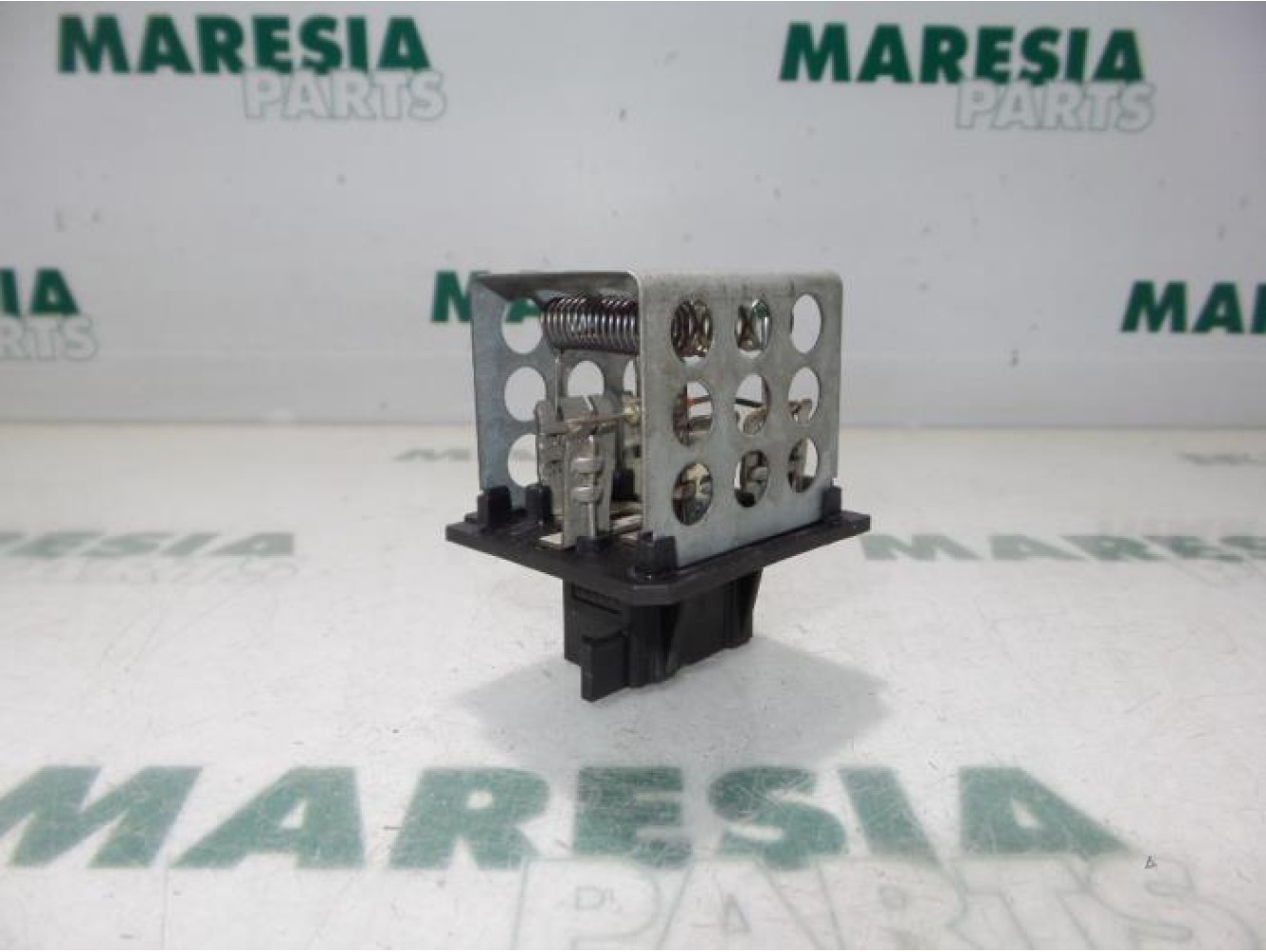 Peugeot - 206 - Heater resistor