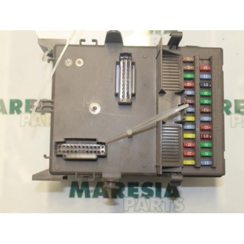 Renault - Espace - Fuse box
