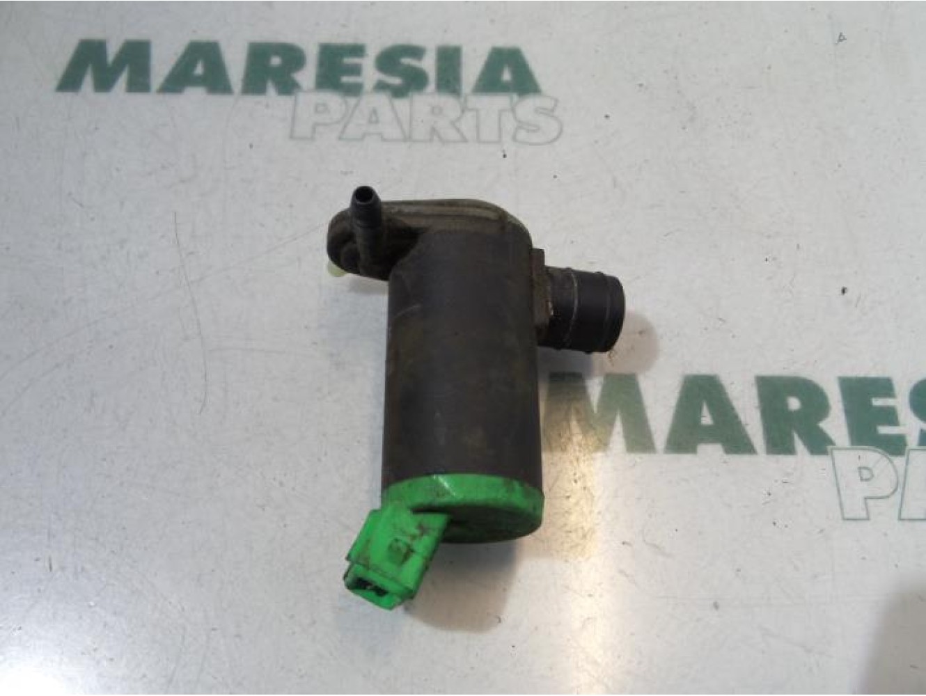 Peugeot - 206 - Scheibensprüherpumpe vorne