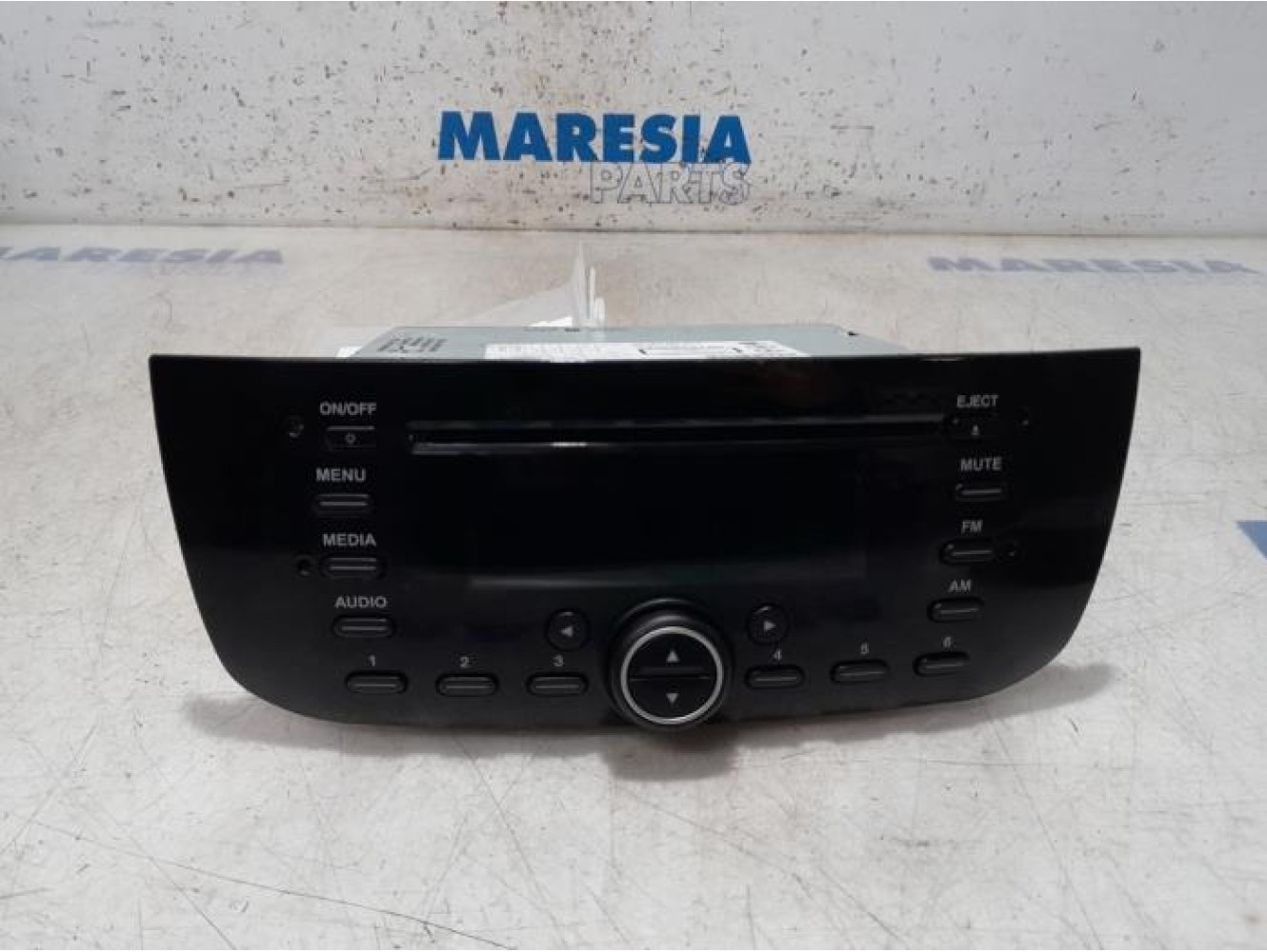 Fiat - Punto - Radio CD player