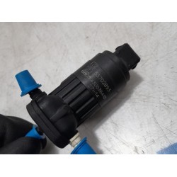 Fiat - Punto - Scheibensprüherpumpe vorne