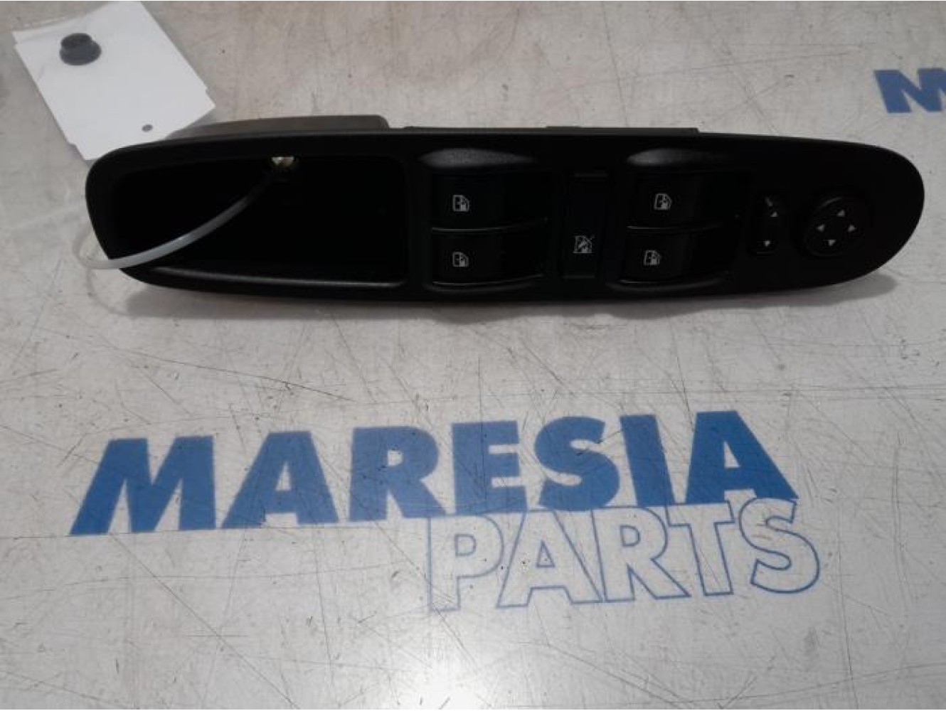Fiat - Punto - Multi-functional window switch