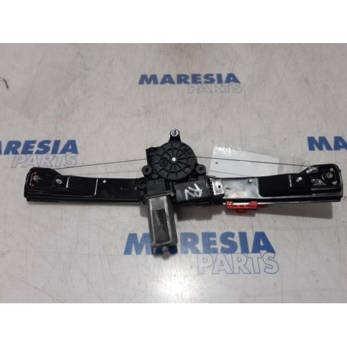 Fiat - Punto - Window mechanism 4-door, front right