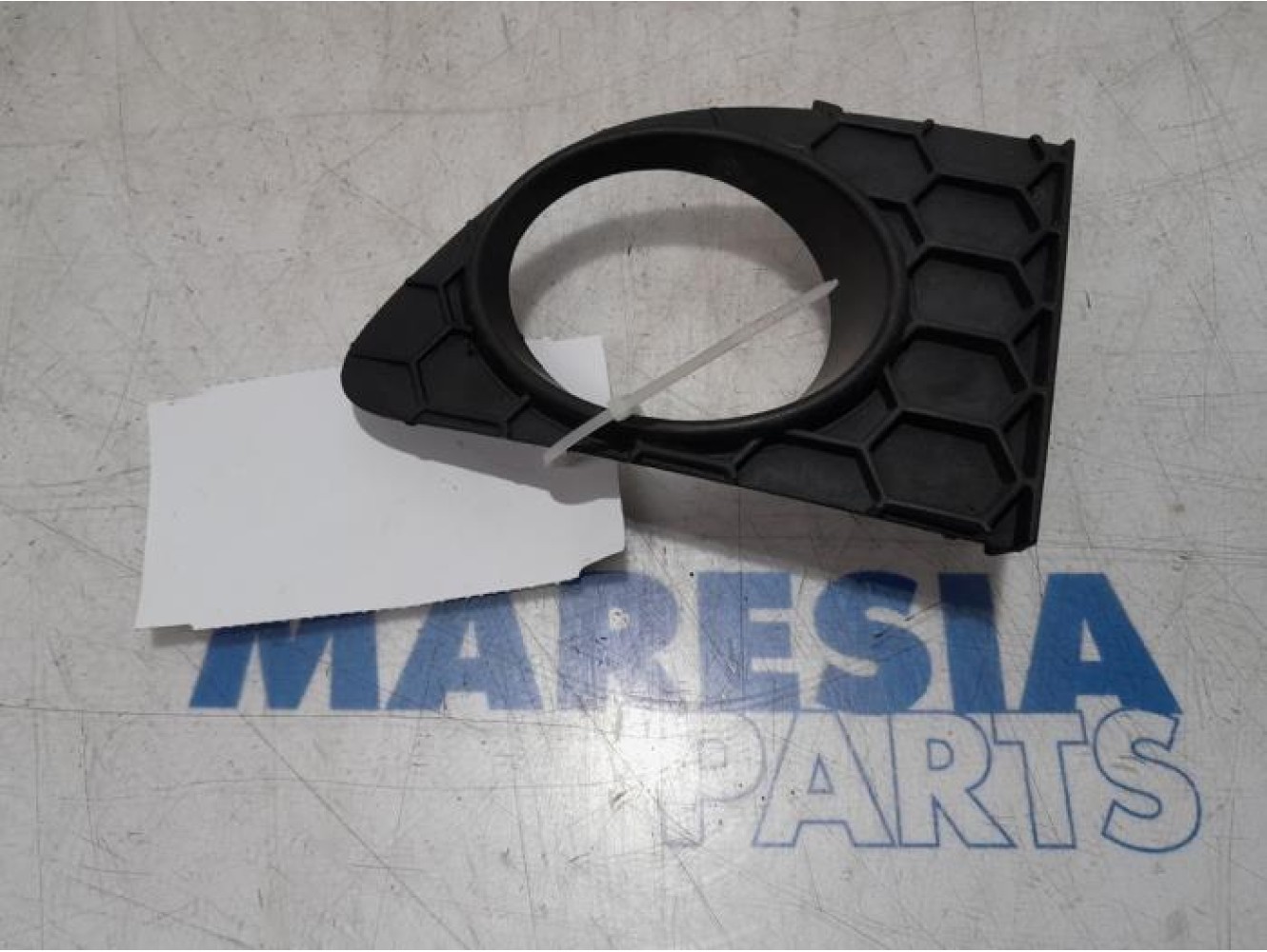 Fiat - Punto - Abdeckplatte Nebelscheinwerfer links