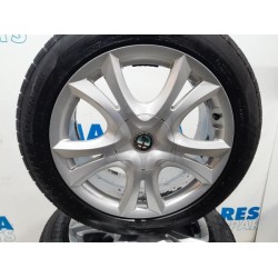 Alfa Romeo - Mito - Sportvelgenset + banden