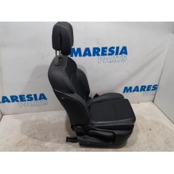 Renault - Megane - Seat, right