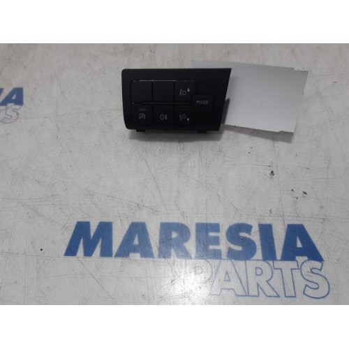 Citroen - Jumper - Light switch