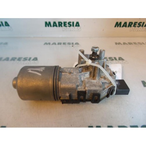 Peugeot - 207 - Front wiper motor