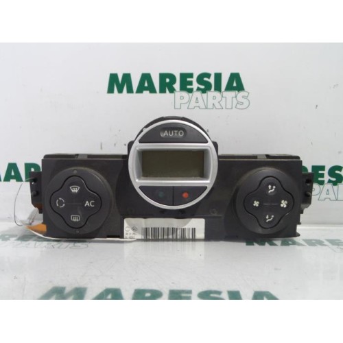 Renault - Megane Scenic - Heater control panel
