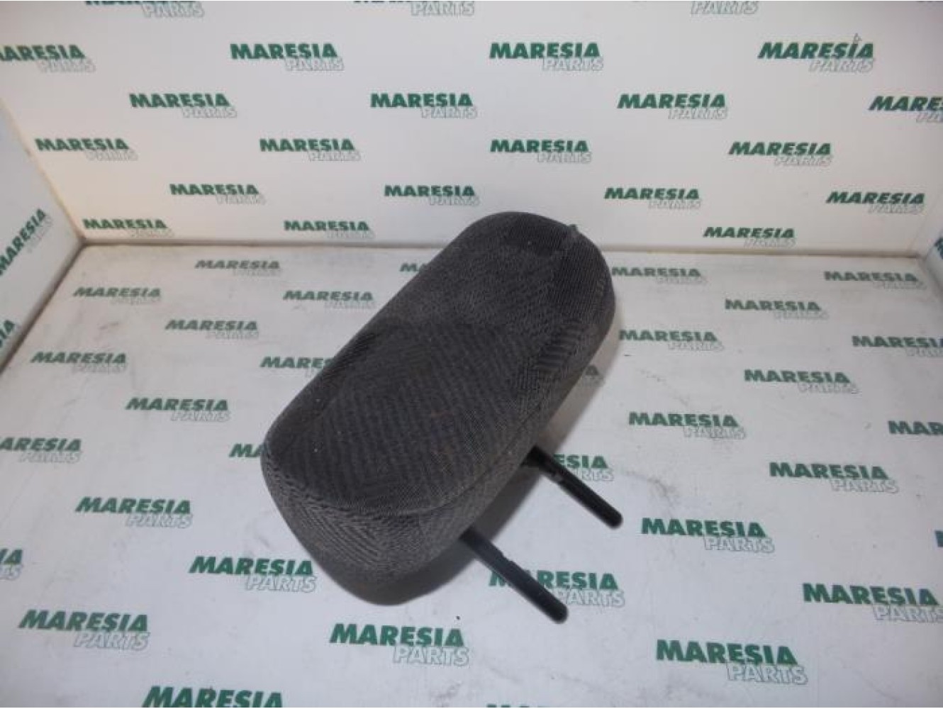 Citroen - C5 - Headrest