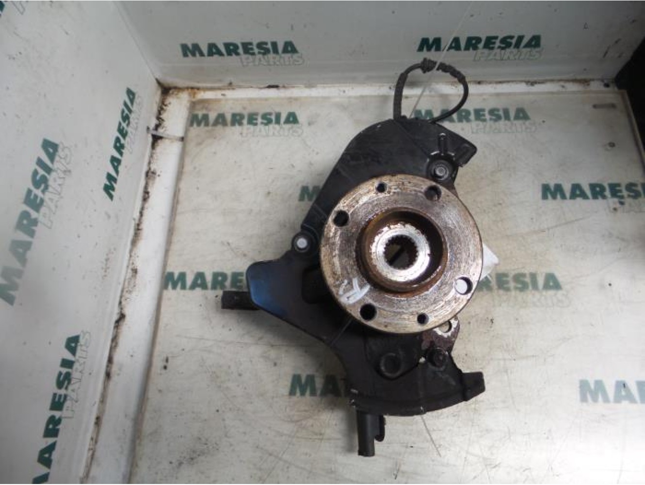 Fiat - Panda - Knuckle, front right
