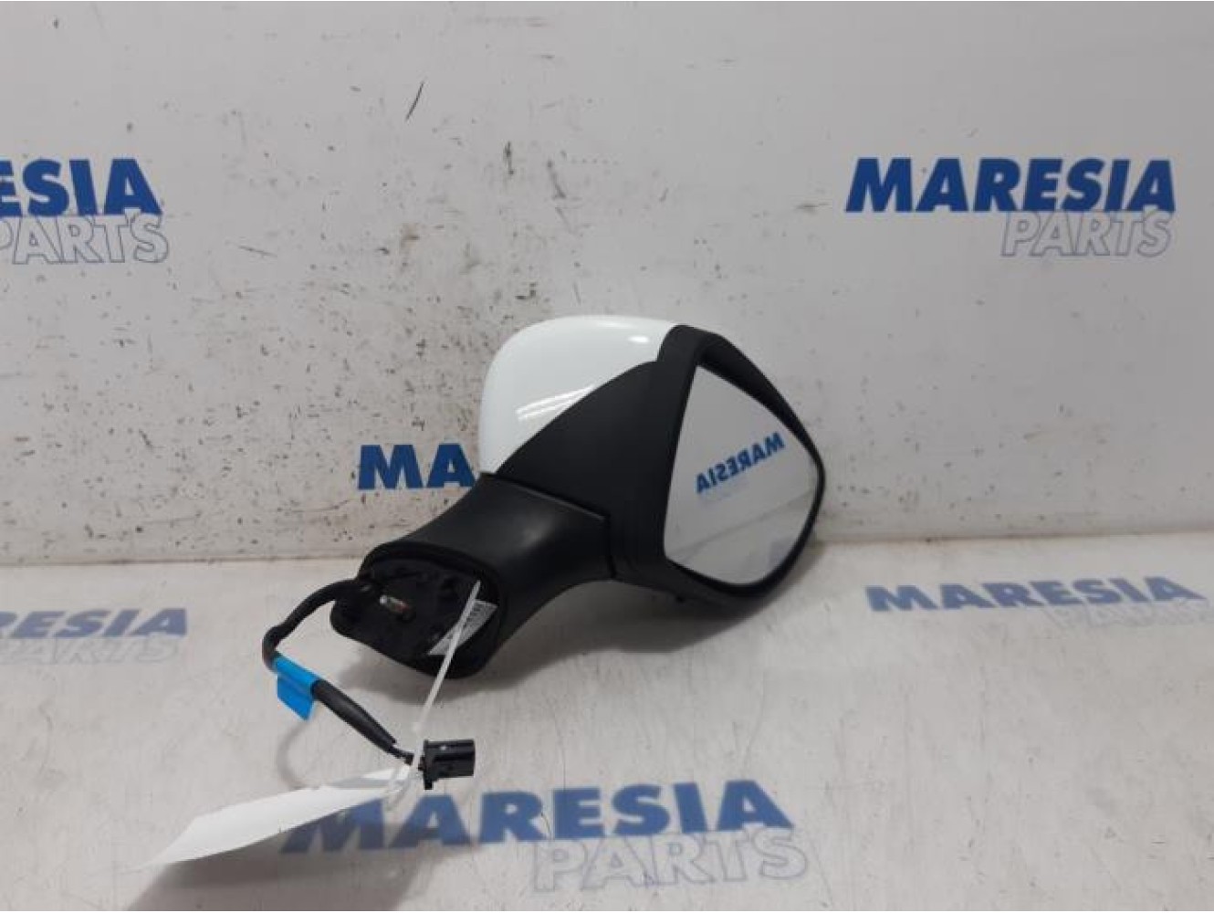 Renault - Clio - Wing mirror, right