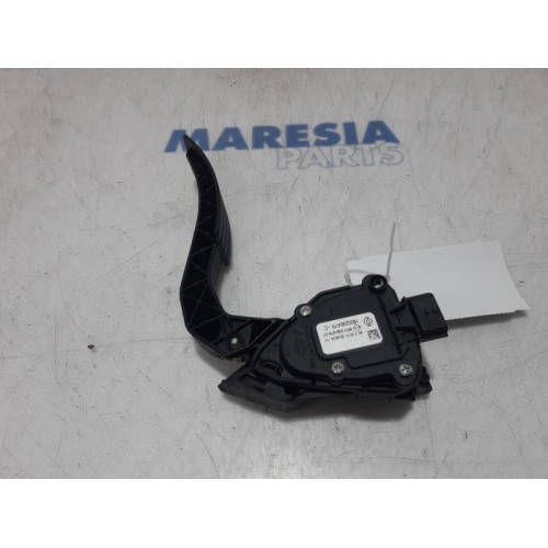 Renault - Clio - Gaspedalposition Sensor