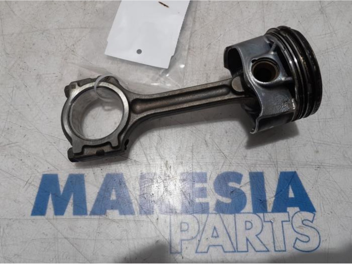 Renault - Clio - Connecting rod