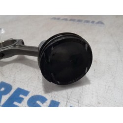 Renault - Clio - Connecting rod