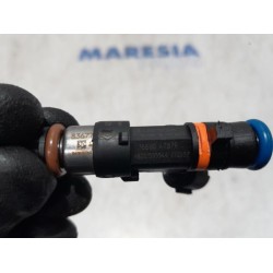 Renault - Clio - Injector (petrol injection)