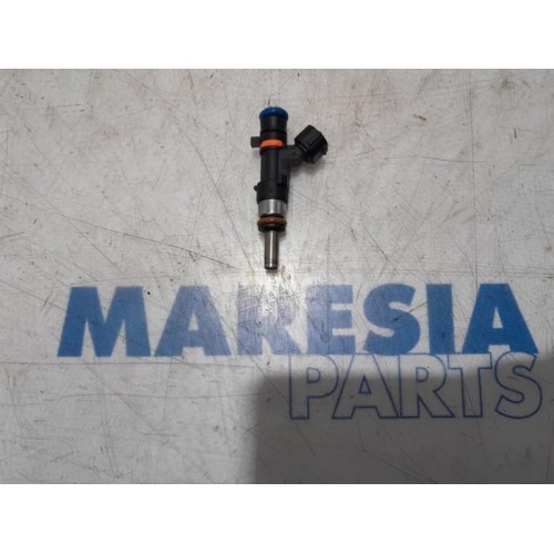 Renault - Clio - Injector (petrol injection)